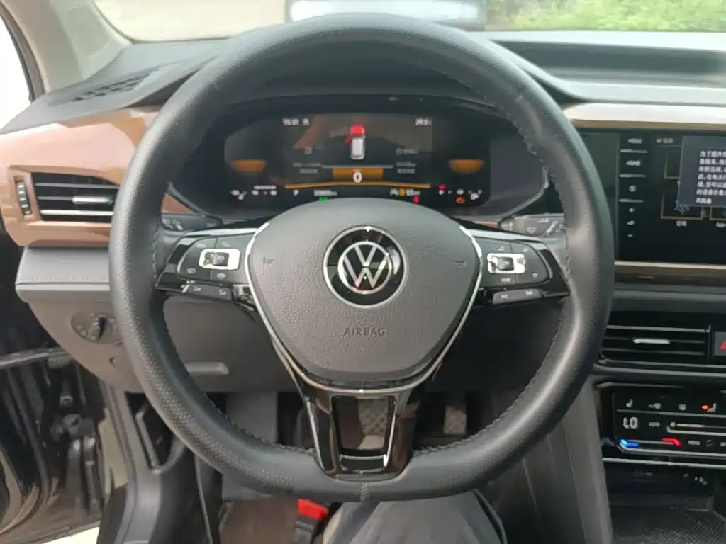 Volkswagen Tharu — миниатюра 11