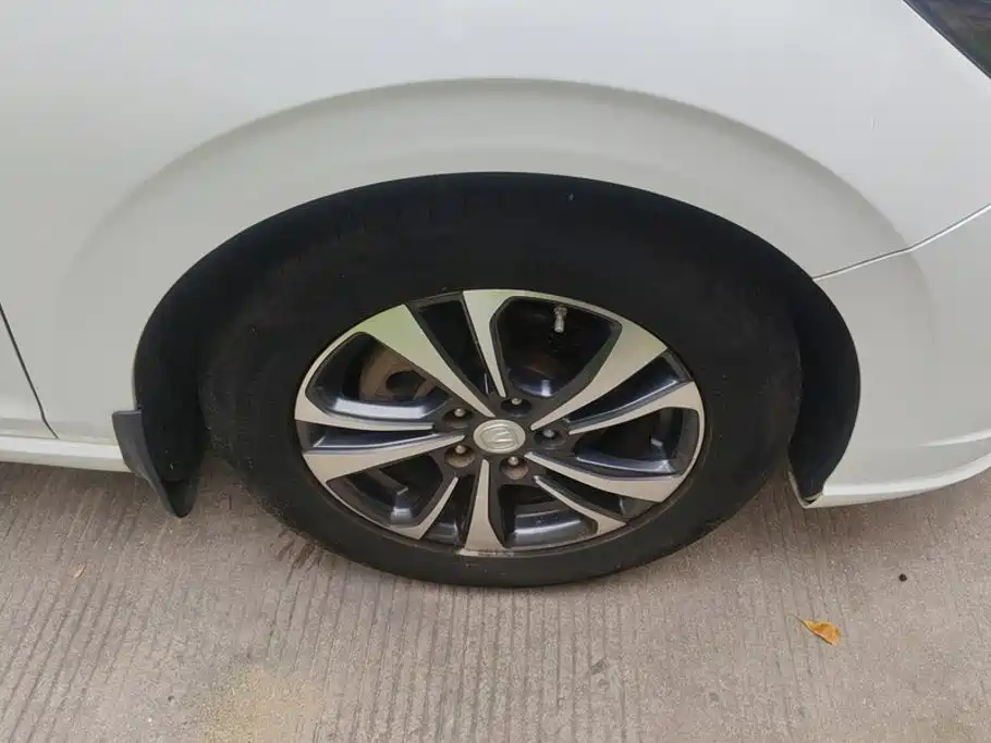 Changan Eado — миниатюра 6