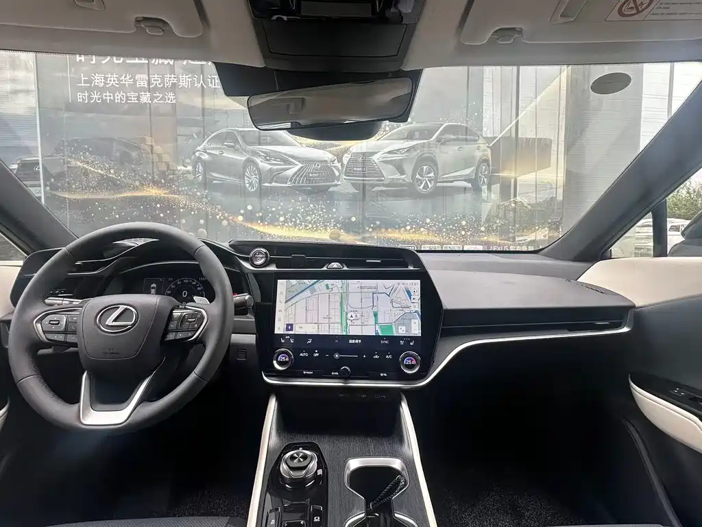 Lexus RZ — миниатюра 6