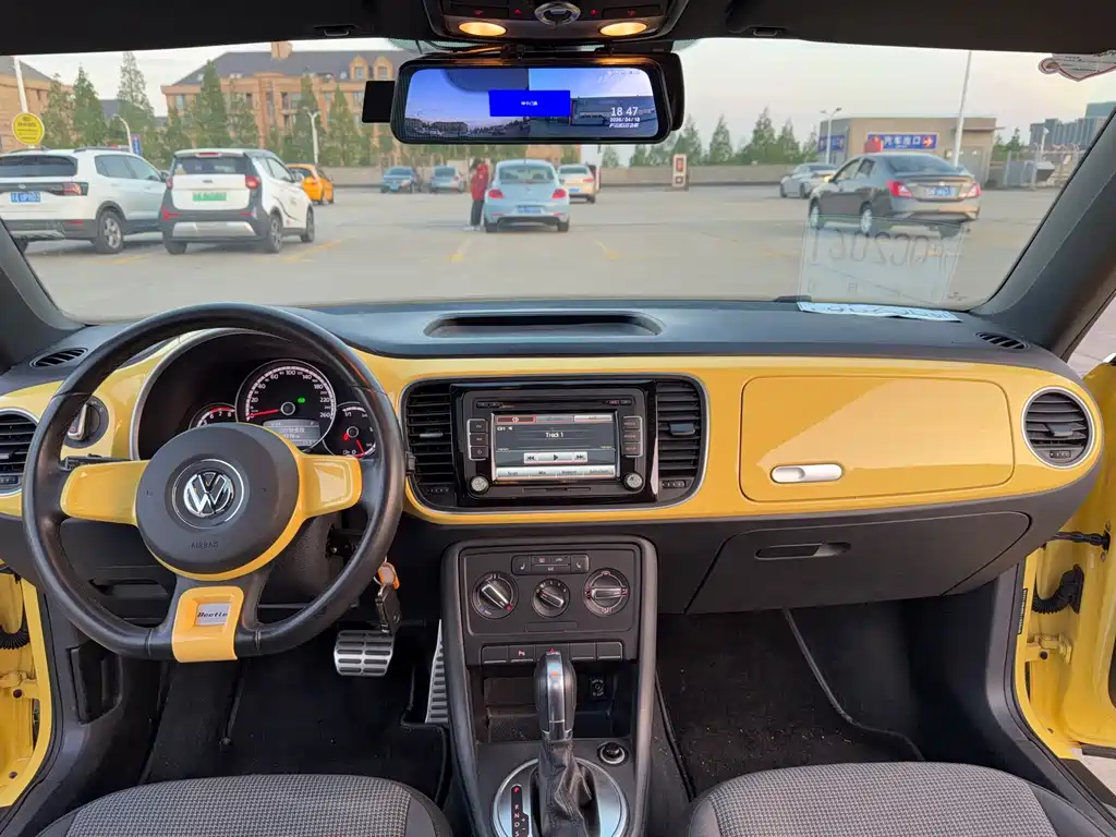 Volkswagen Beetle — миниатюра 9
