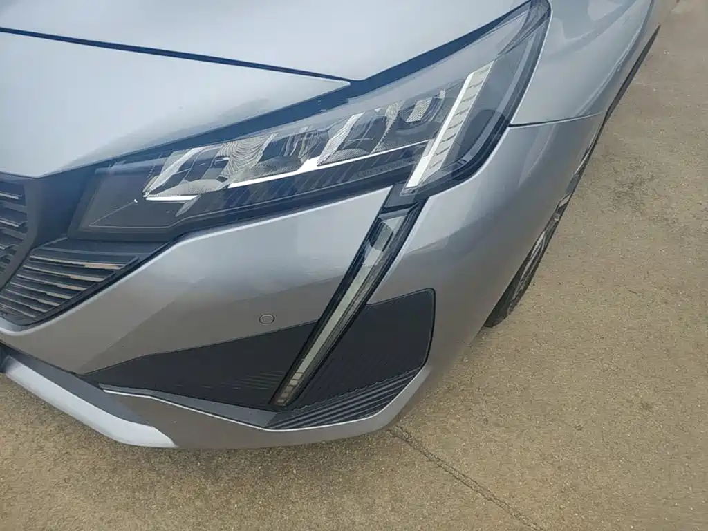 Peugeot 408 — миниатюра 24