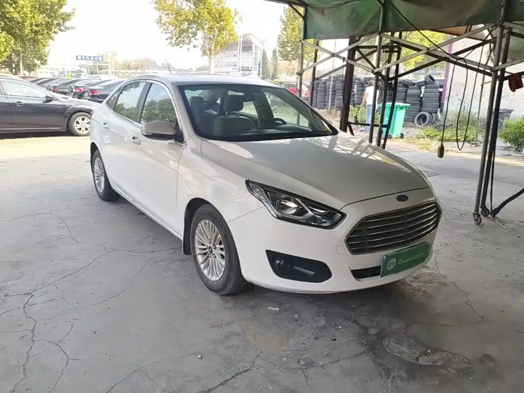 Ford Escort — миниатюра 4