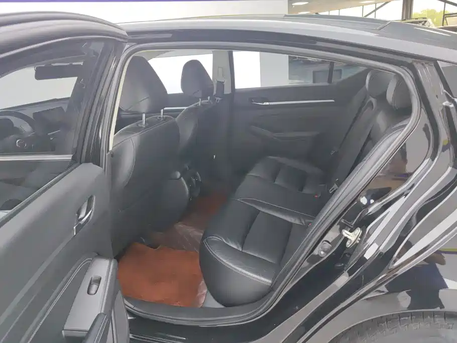 Nissan Teana — миниатюра 11