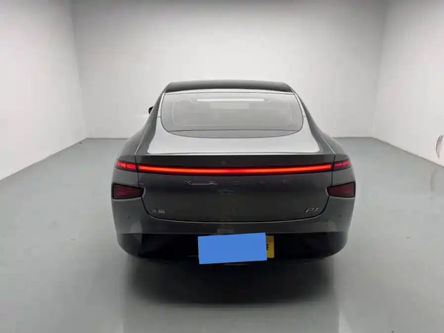 XPeng P7 — миниатюра 3