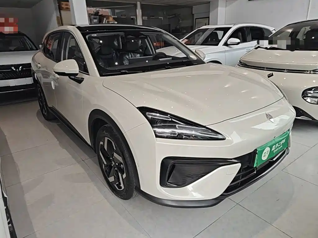 Baojun Yunhai — миниатюра 4