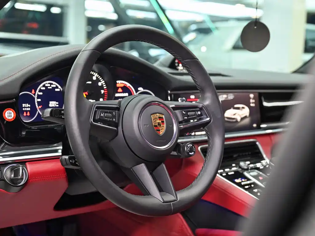 Porsche Panamera — миниатюра 12