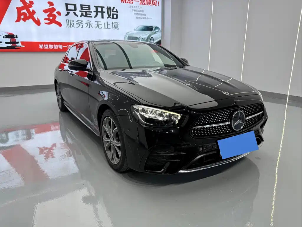 Mercedes-Benz E-Class — миниатюра 3