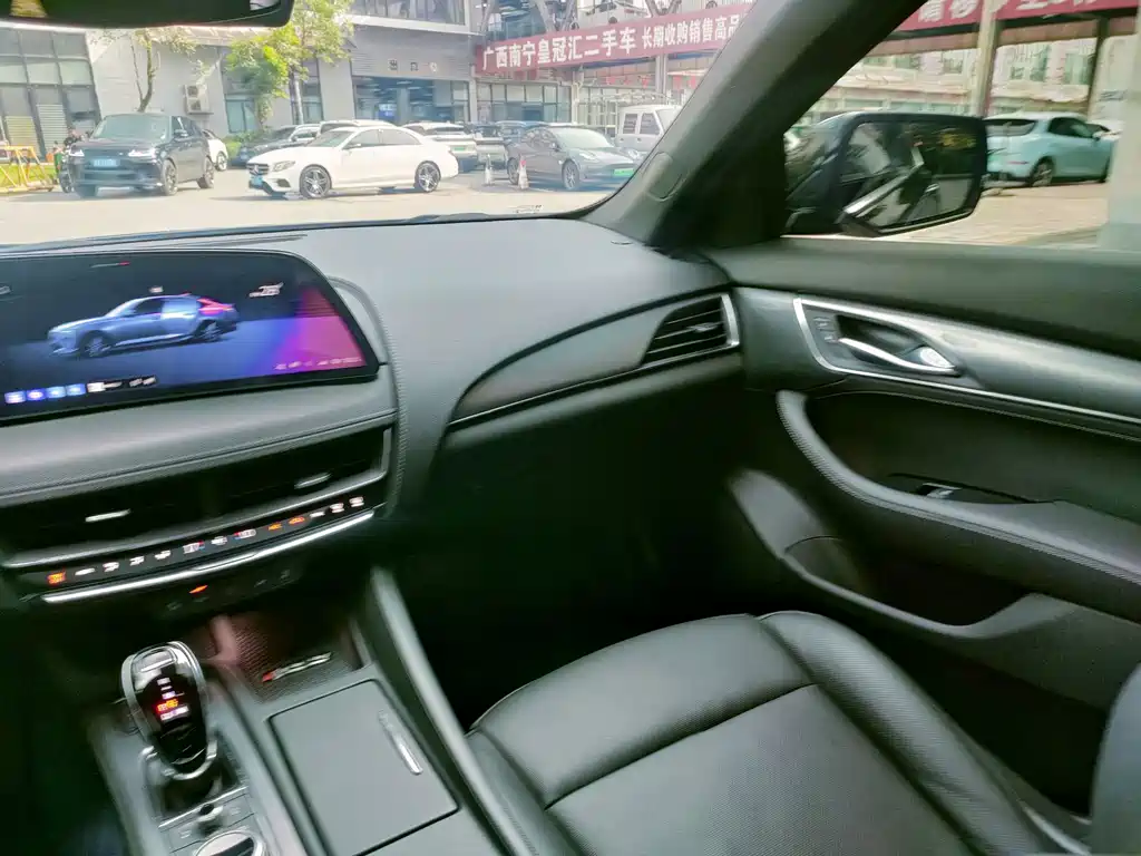 Cadillac CT5 — миниатюра 36