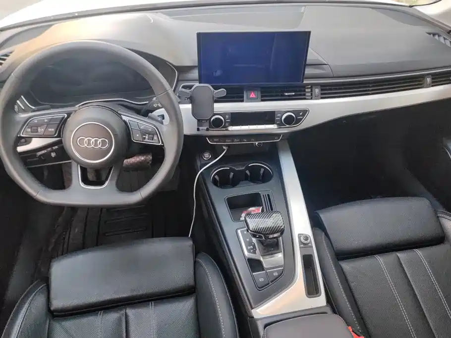 Audi A4L — миниатюра 12