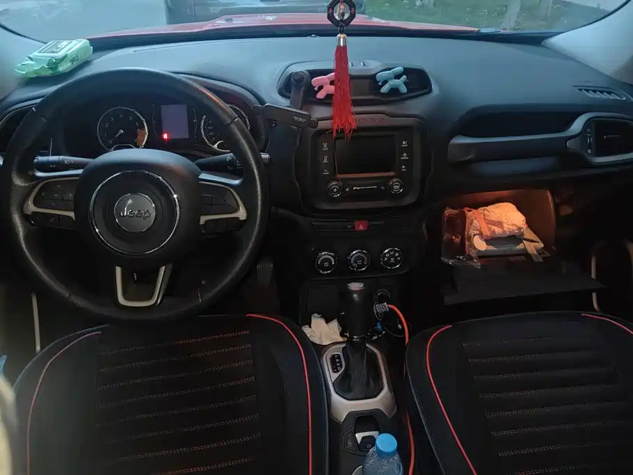 Jeep Renegade — миниатюра 12