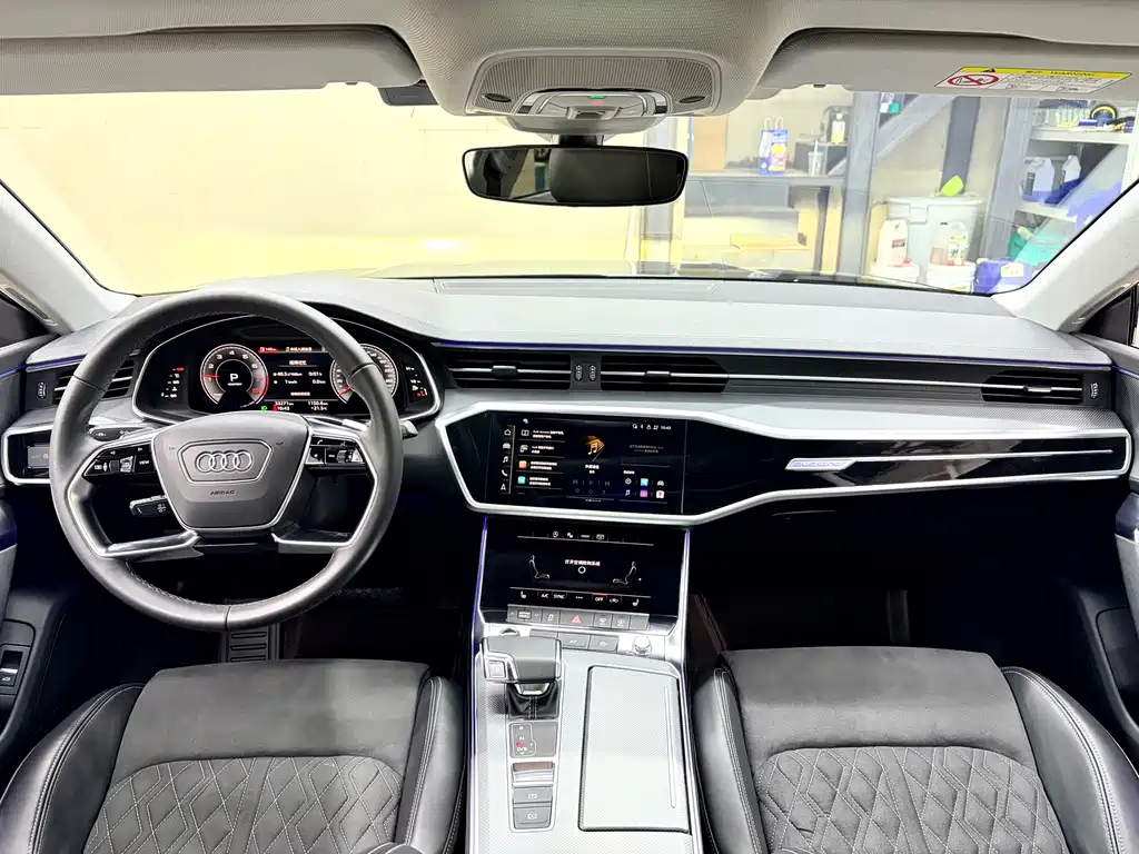 Audi A7L 2024 45TFSI S-line