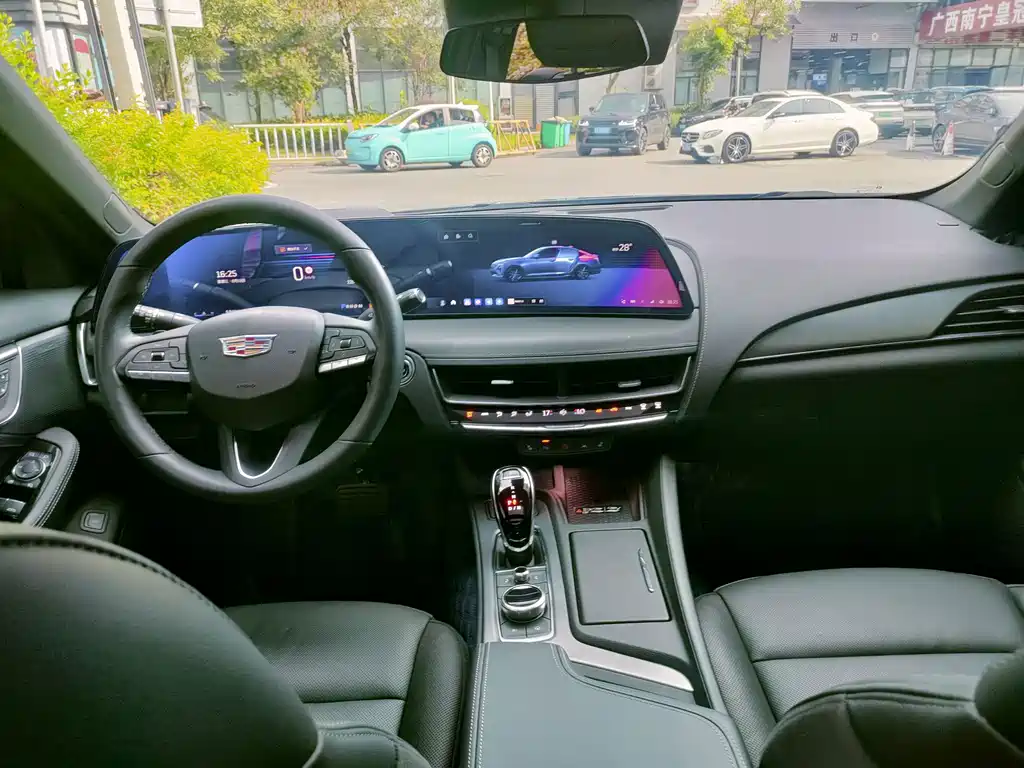 Cadillac CT5 — миниатюра 34