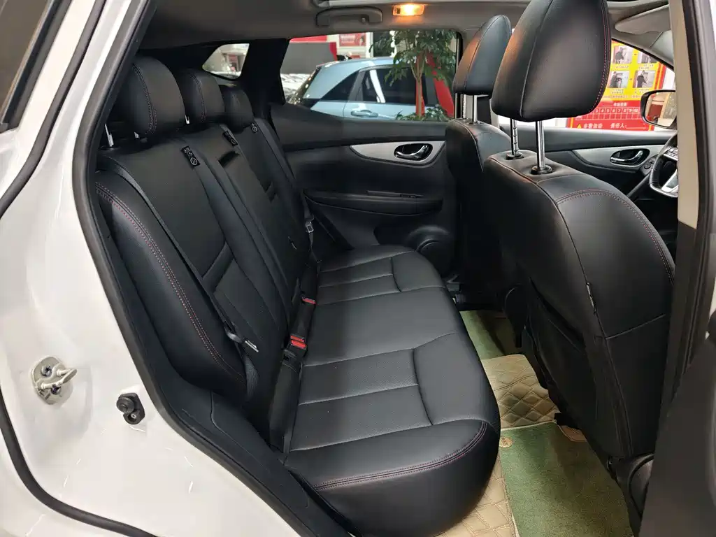 Nissan Qashqai — миниатюра 4