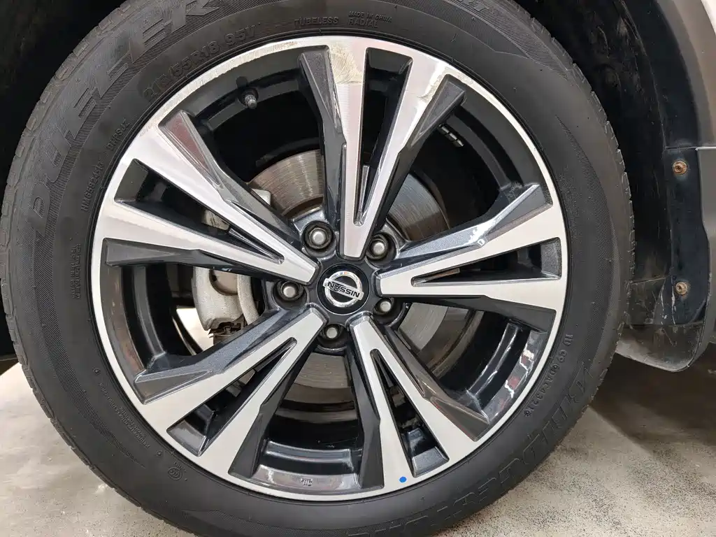 Nissan Qashqai — миниатюра 11