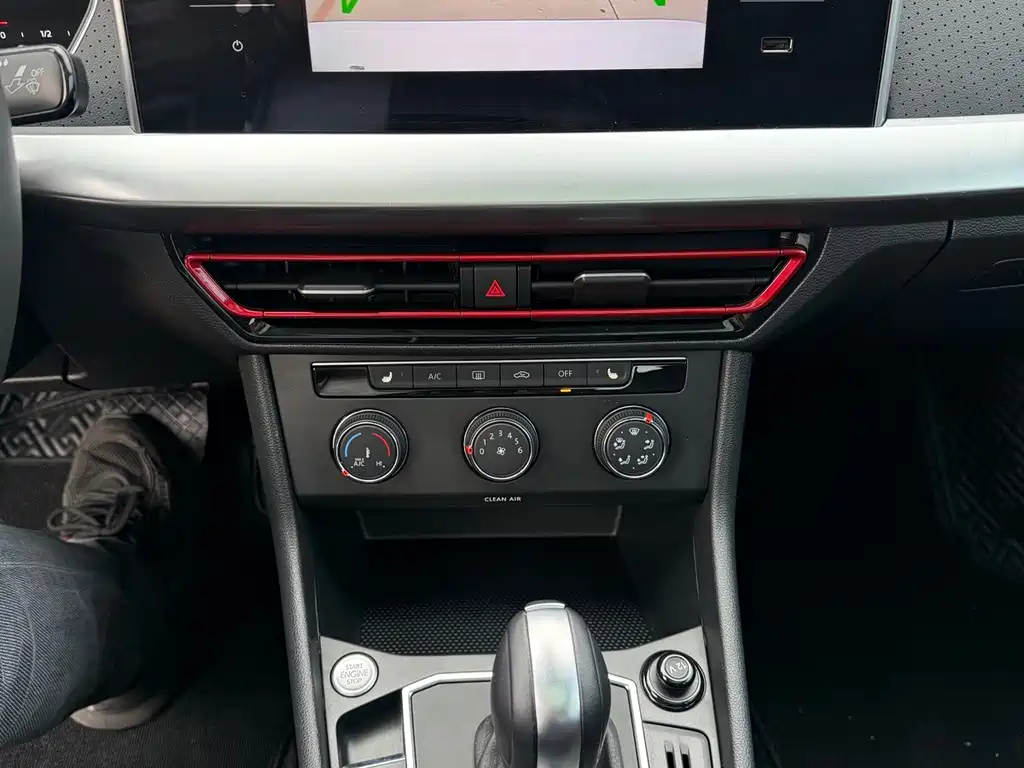 Volkswagen Lavida — миниатюра 10