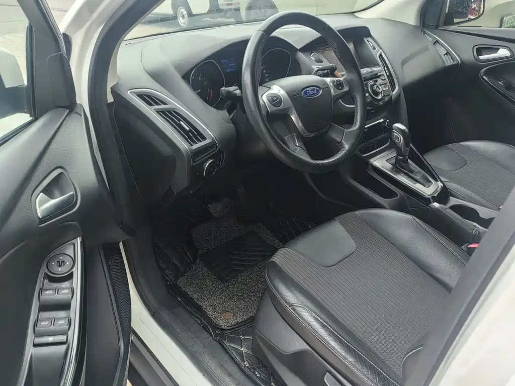 Ford Focus — миниатюра 4