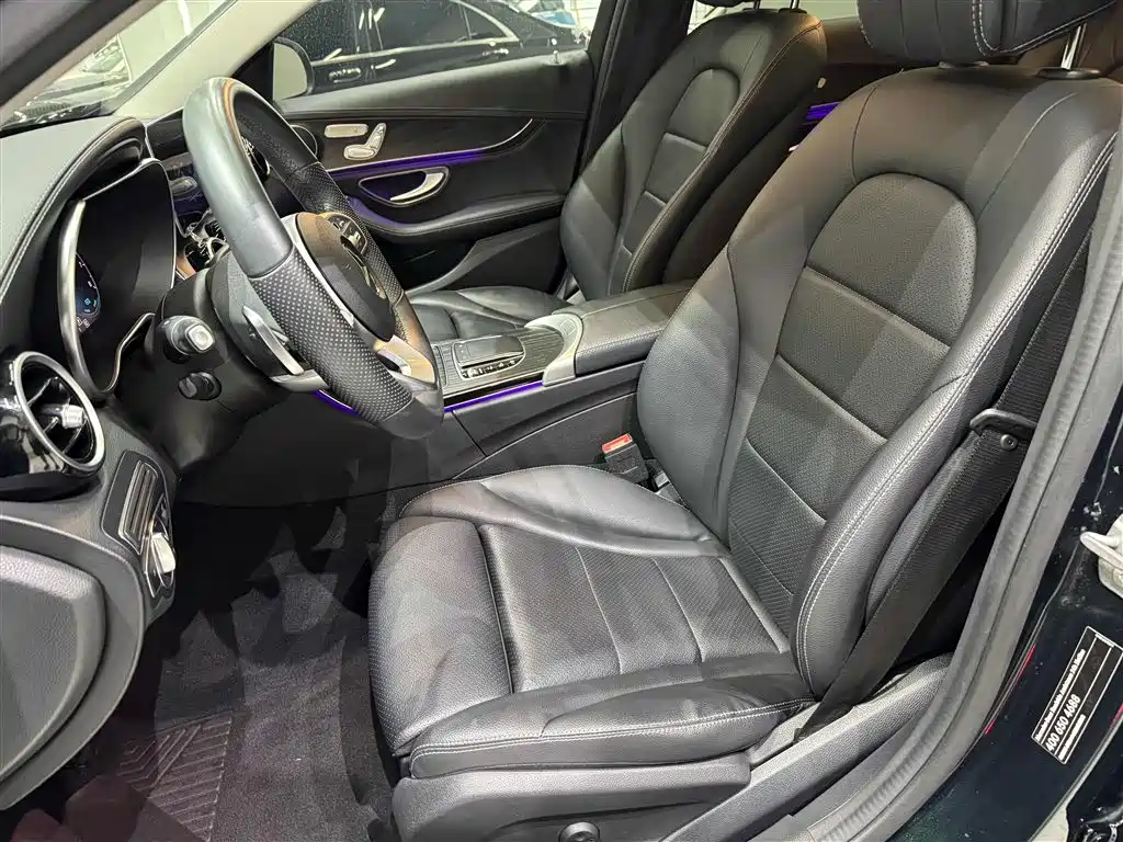 Mercedes-Benz C-Class — миниатюра 12