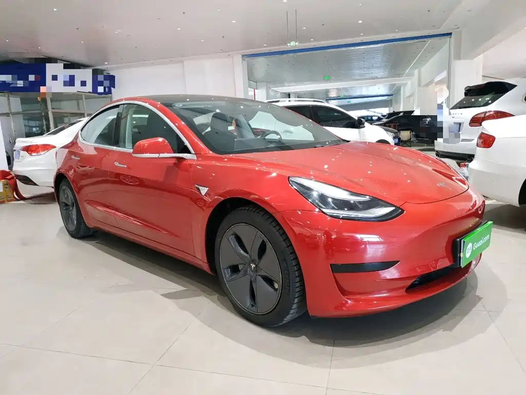 Tesla Model 3 — миниатюра 4