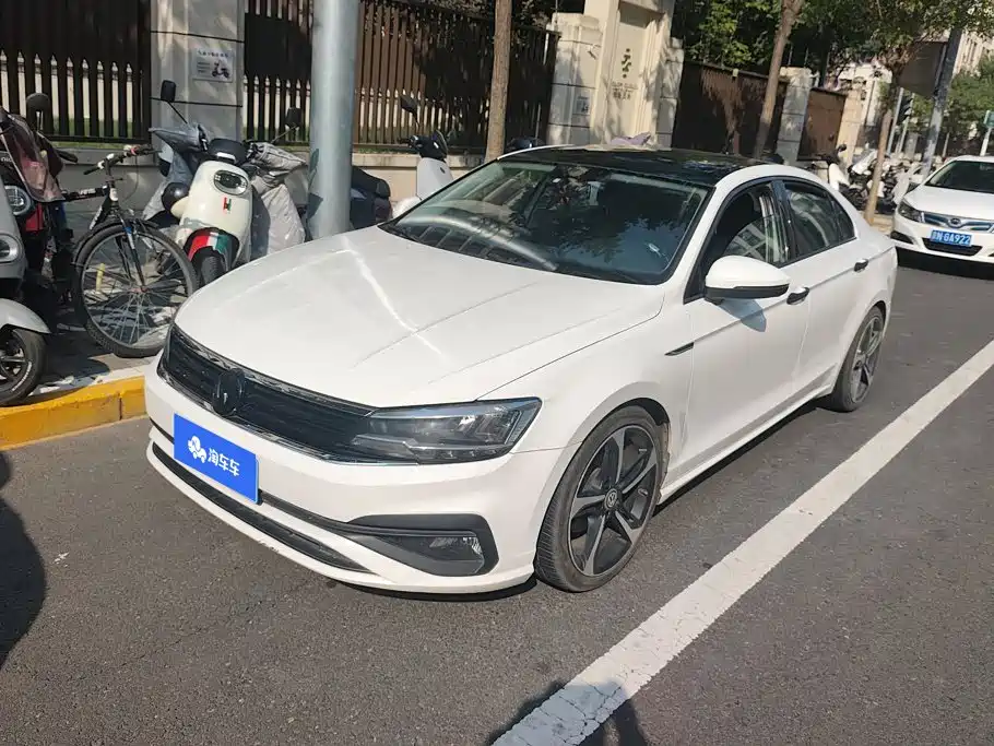 Volkswagen Lamando