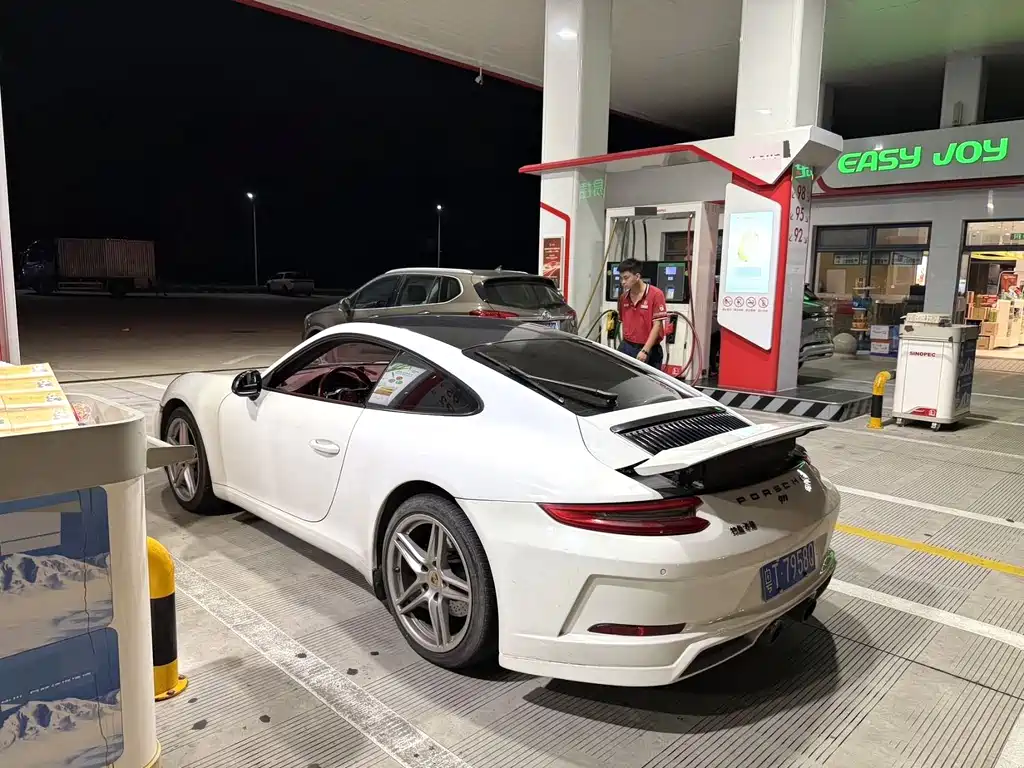 Porsche 911 — миниатюра 5