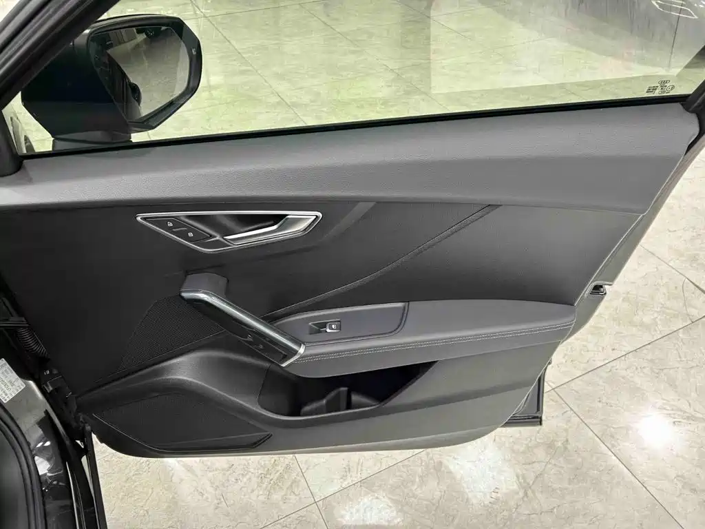 Audi Q2L — миниатюра 18