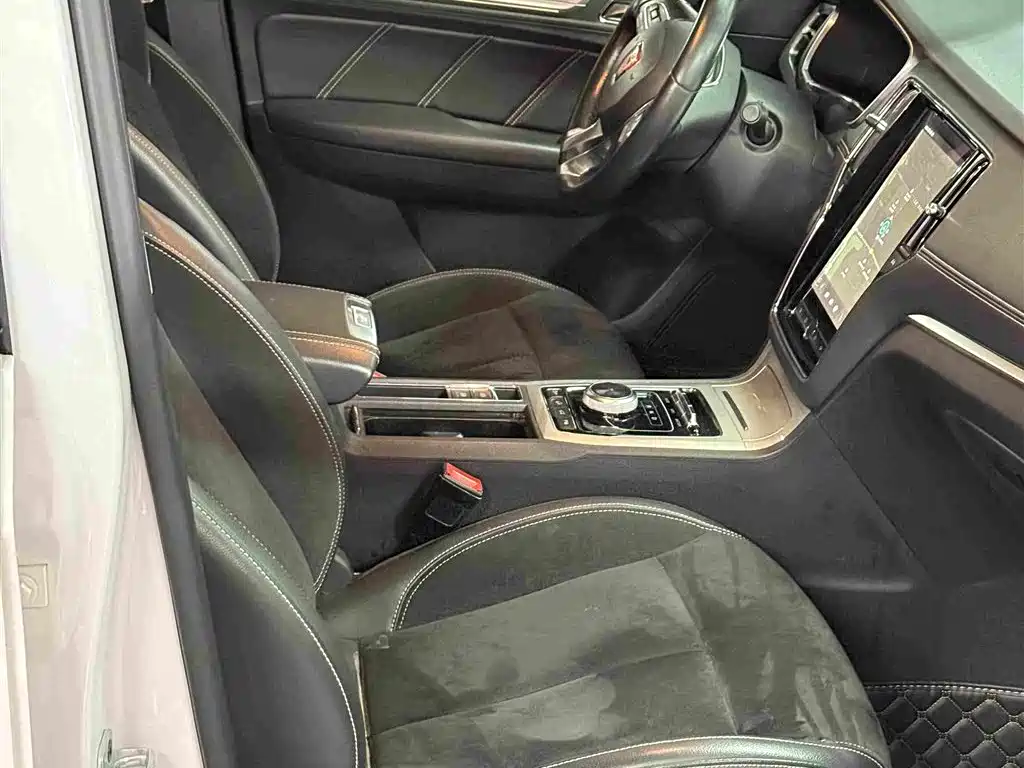 Roewe RX5 New Energy — миниатюра 11