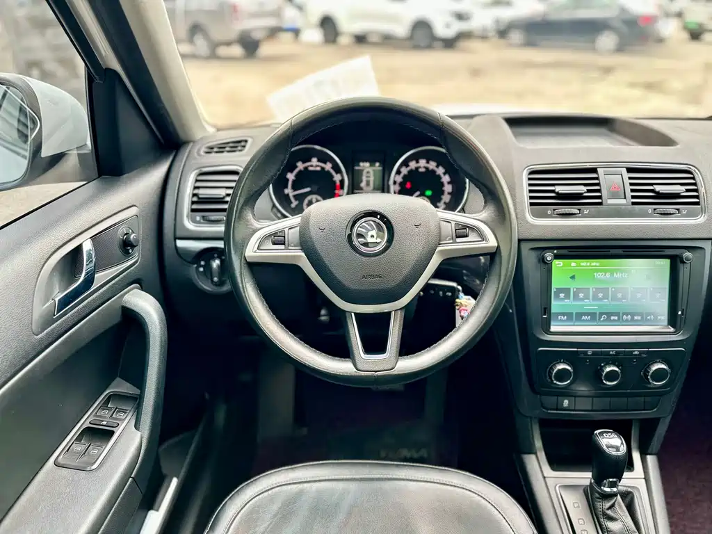 Skoda Yeti 2017 TSI280 DSG