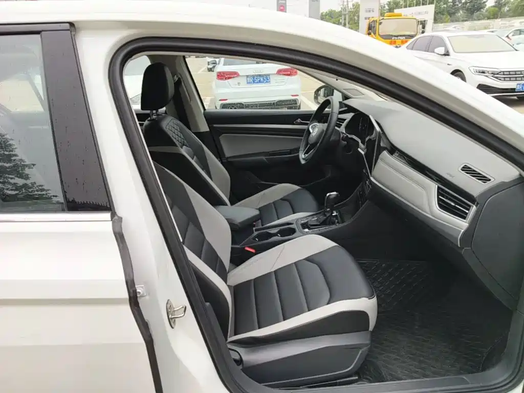 Volkswagen Bora — миниатюра 25