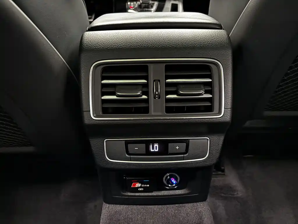 Audi Q5L — миниатюра 20