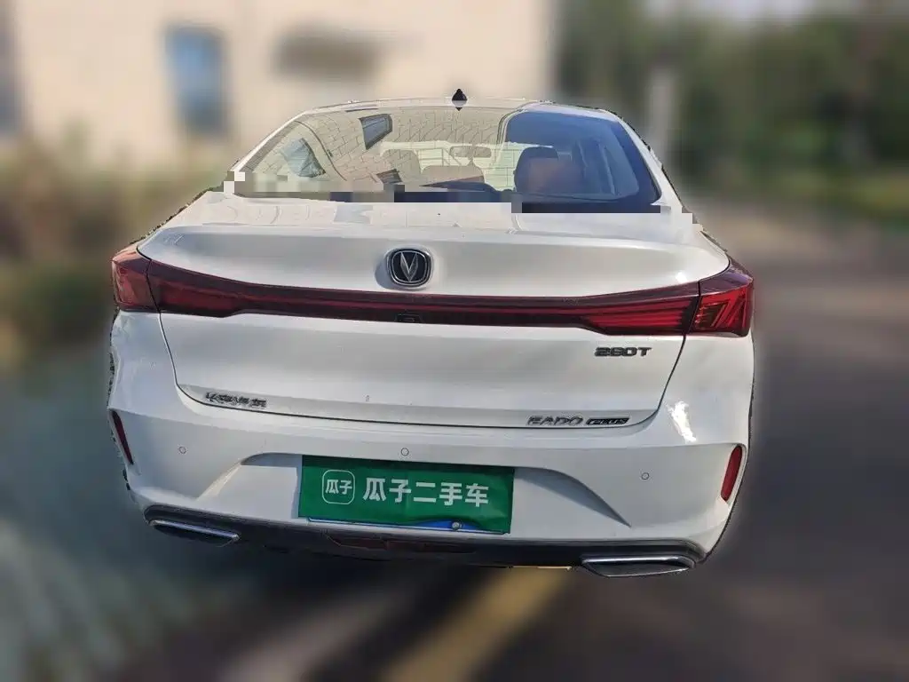 Changan Eado — миниатюра 3