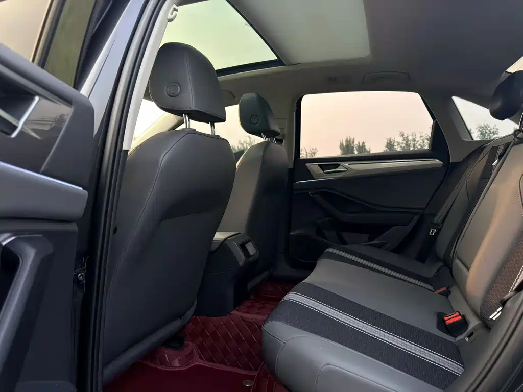 Volkswagen Sagitar — миниатюра 7