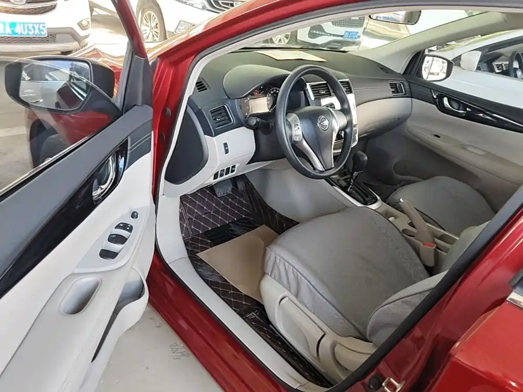 Nissan Tiida — миниатюра 16