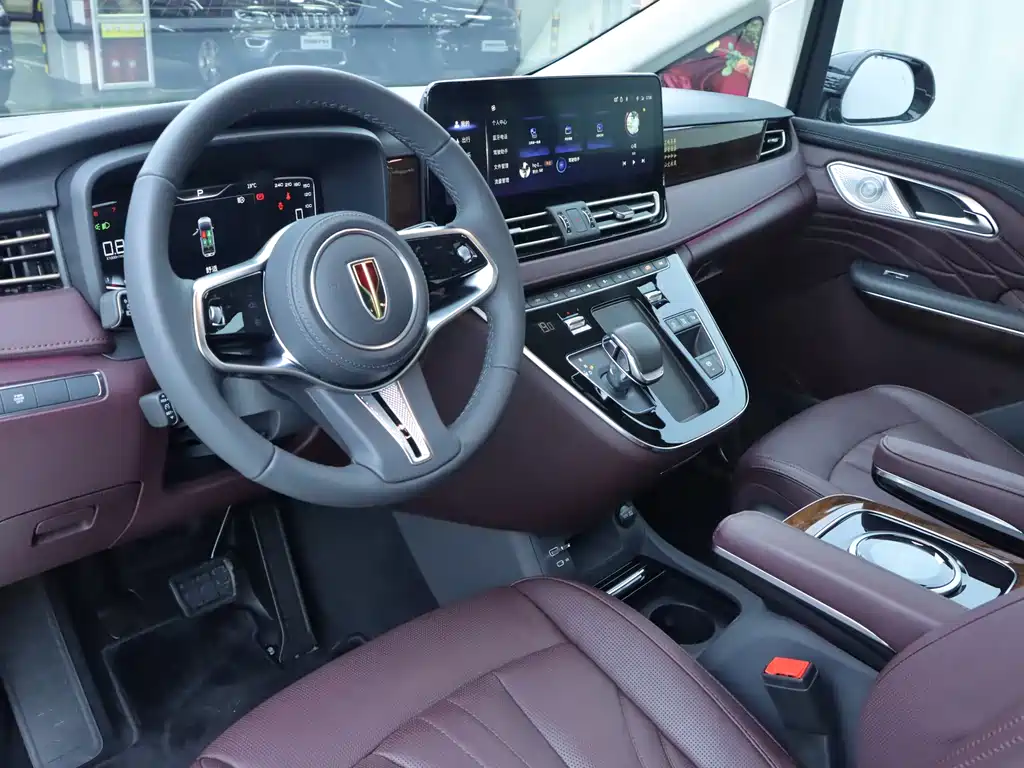 Hongqi HQ9 2023 2.0T