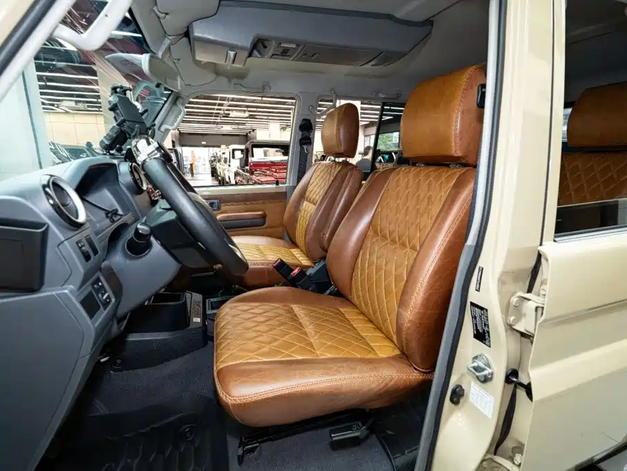 Toyota Land Cruiser — миниатюра 6