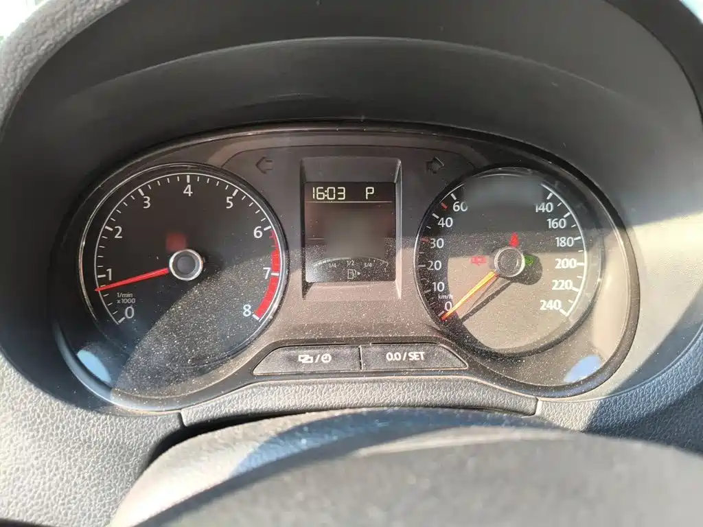 Volkswagen Polo — миниатюра 4