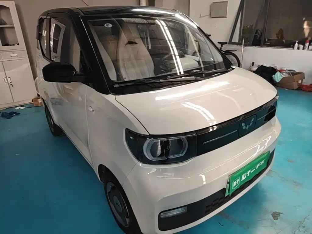 Wuling MINIEV — миниатюра 4