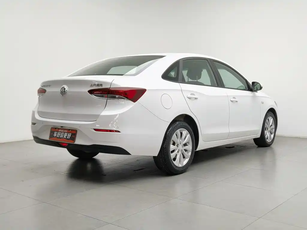 Buick Excelle — миниатюра 2
