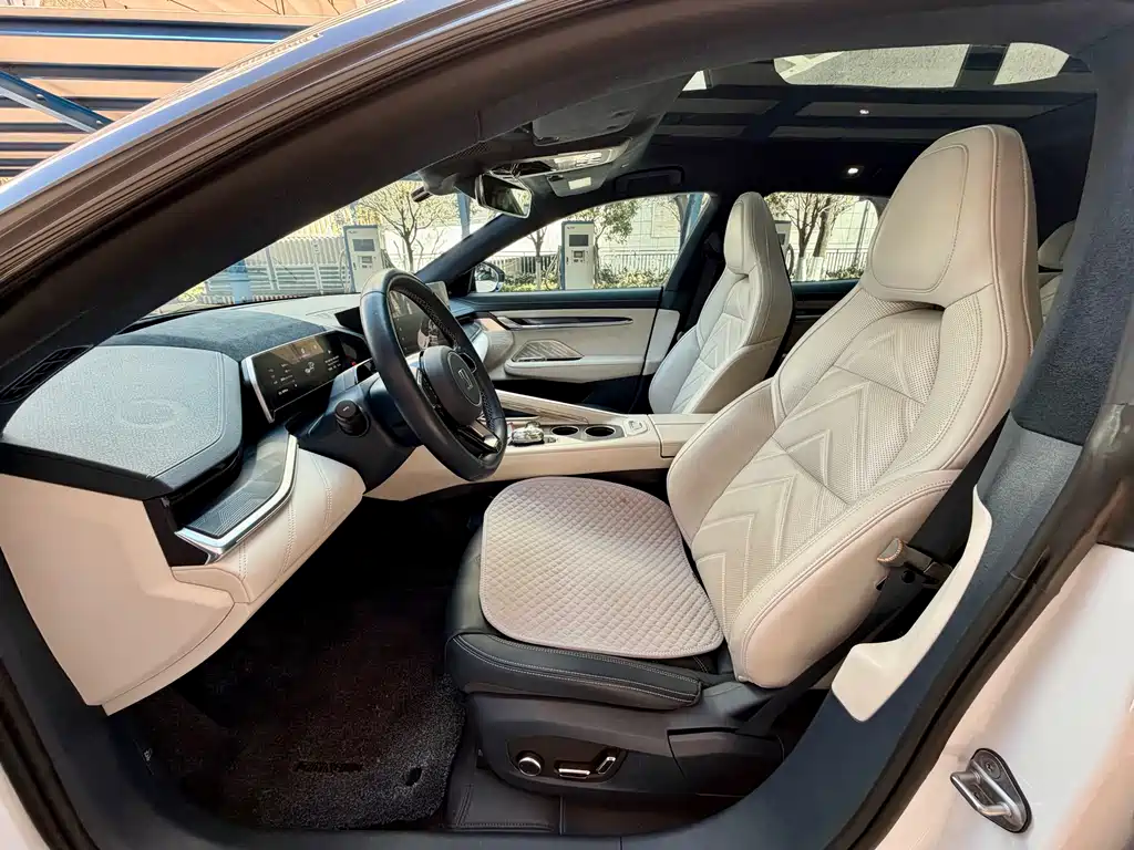 ZEEKR EXTREME KRYPTON 001