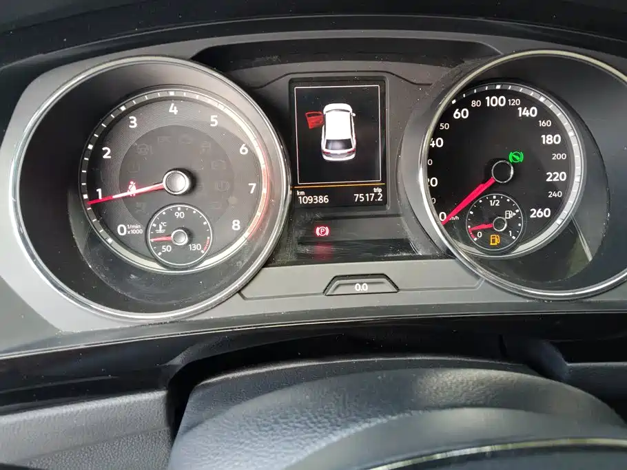 Volkswagen Tiguan L — миниатюра 14