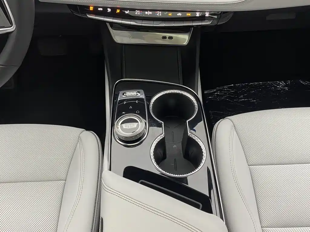 Cadillac GT4 — миниатюра 23