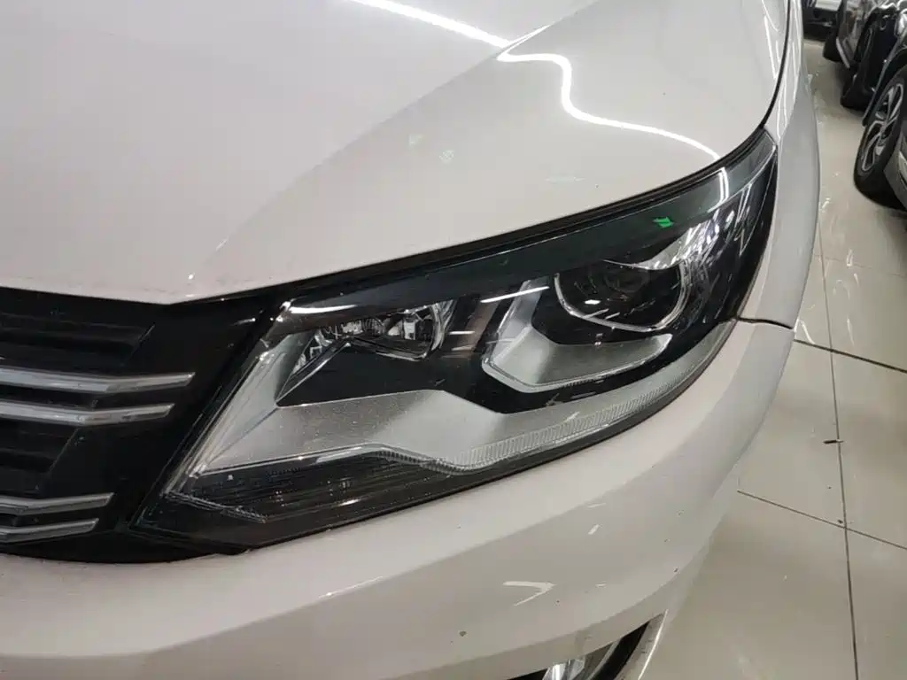 Volkswagen Tiguan — миниатюра 24