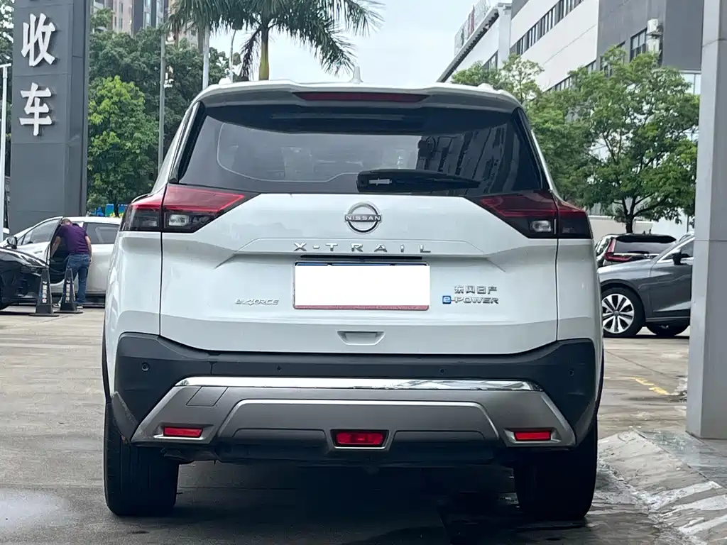 Nissan X-Trail — миниатюра 3