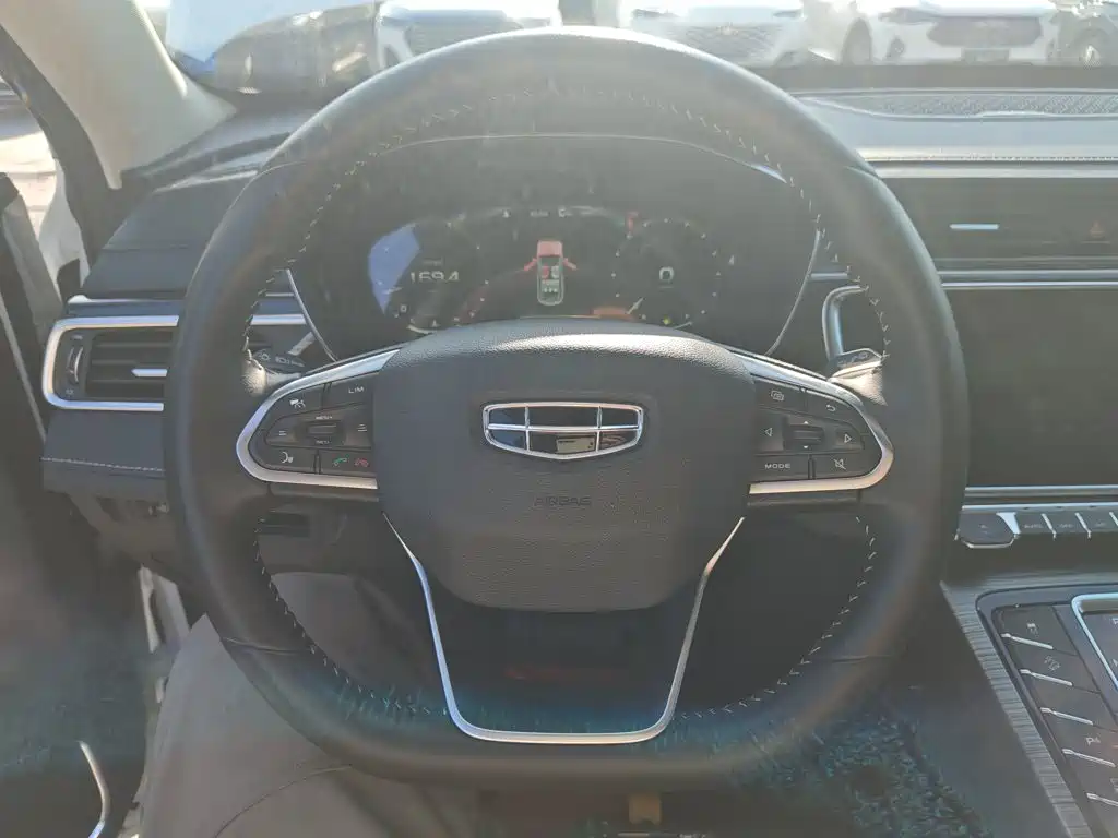 Geely Boyue — миниатюра 7