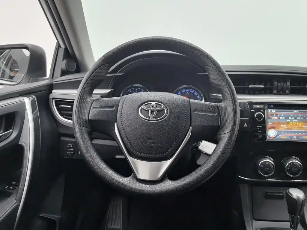 Toyota Corolla — миниатюра 11
