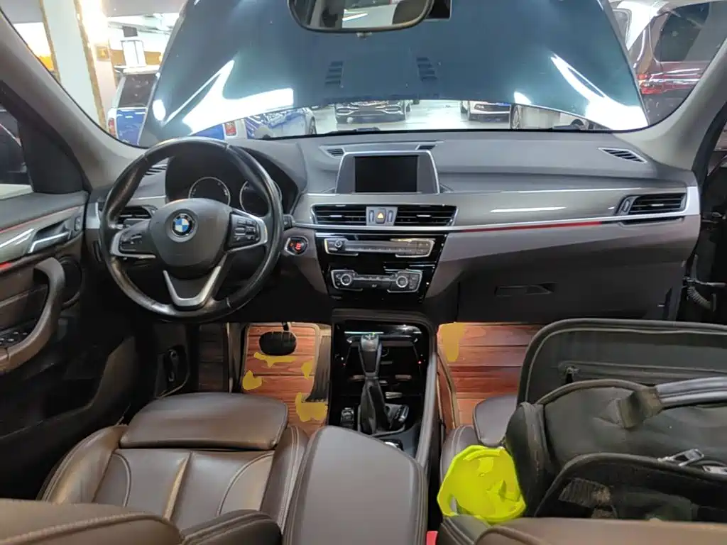 BMW X1 — миниатюра 10