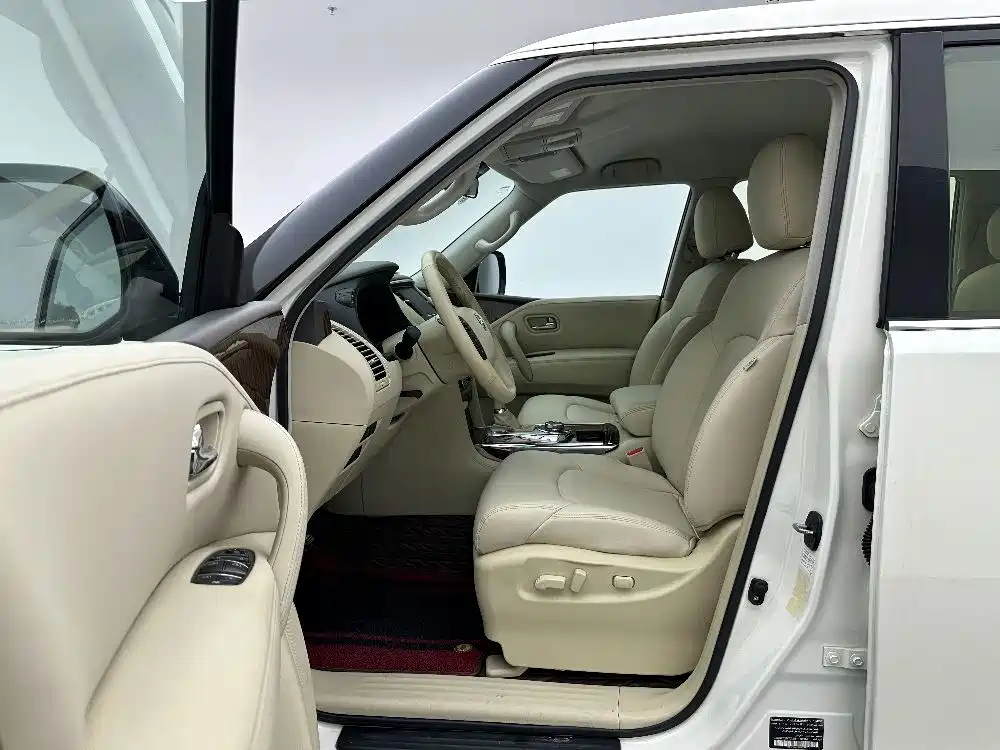 Nissan Patrol — миниатюра 9