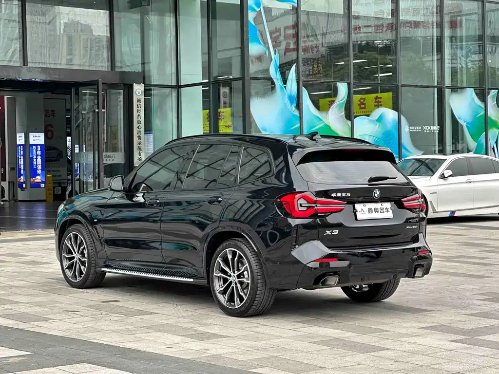 BMW X3 2023 xDrive30i Lead M