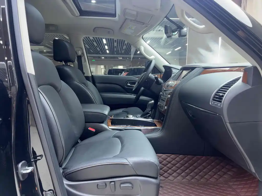Infiniti QX80 — миниатюра 2