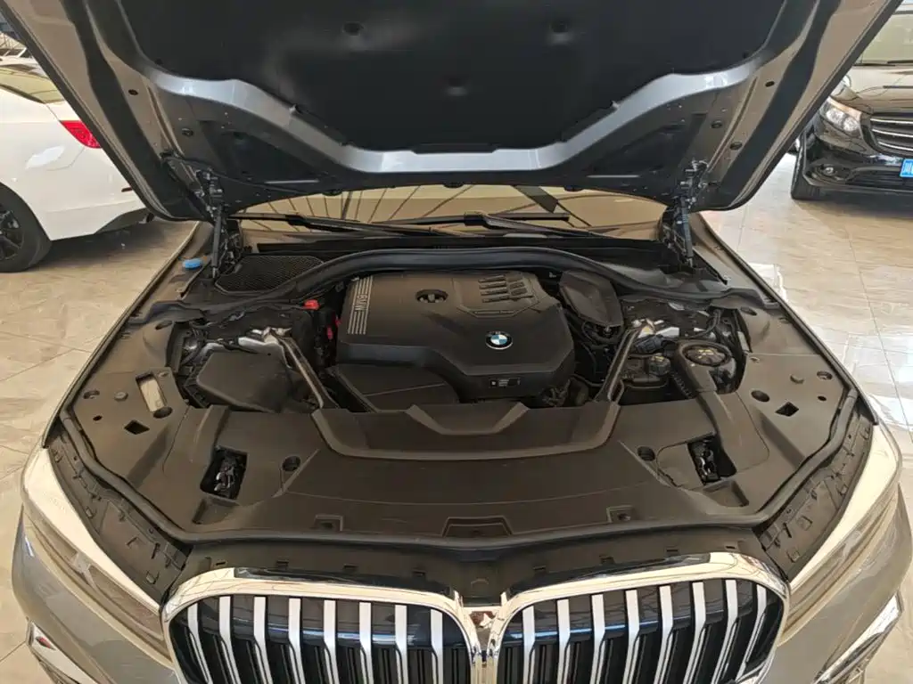 BMW 7 Series — миниатюра 20