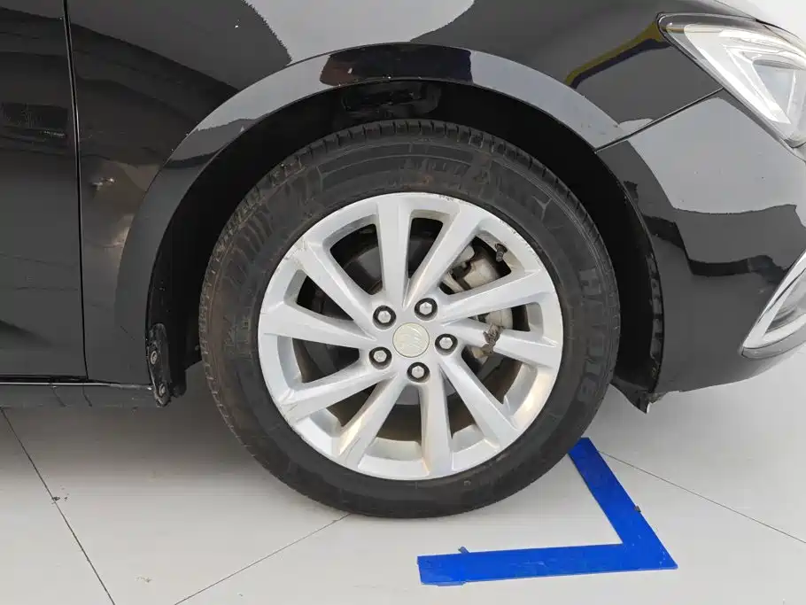 Buick Verano — миниатюра 6